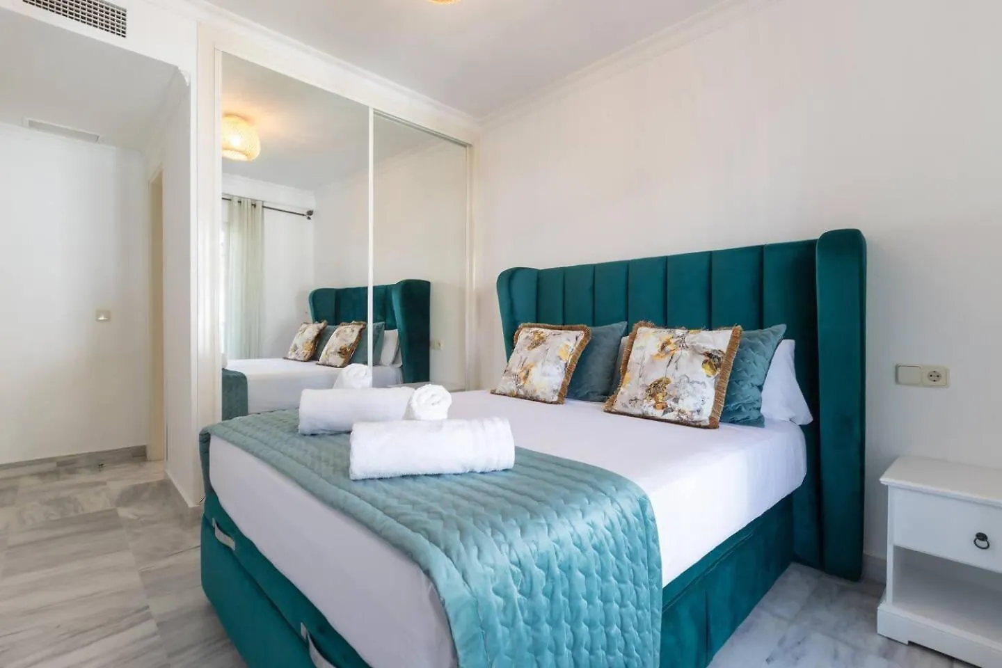 Apartamento Dama De Noche Marbella 0*,